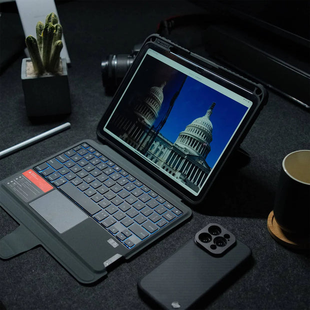 <p>Nillkin Shockproof Type Case</p>